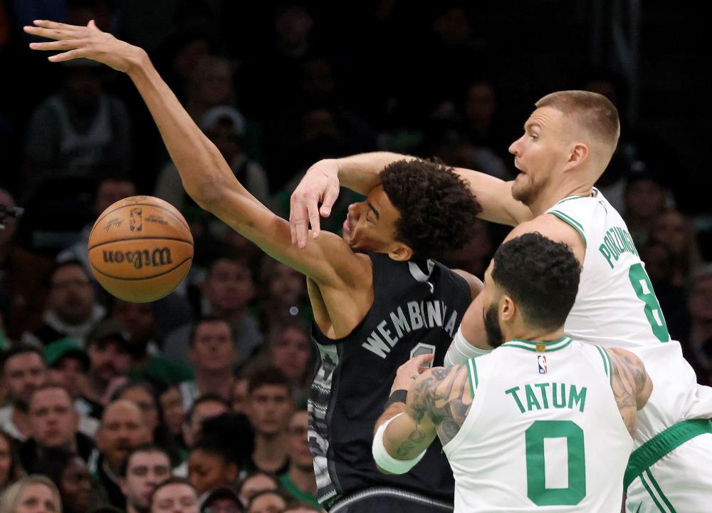 周琦就在一 周琦就在一