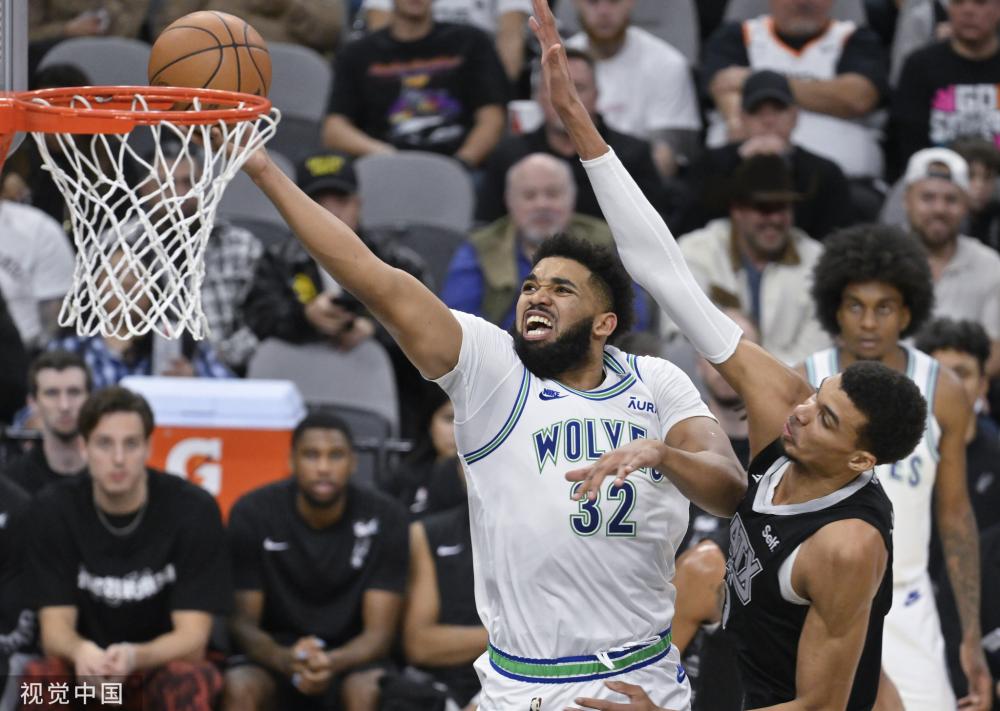 这位年轻的 这位年轻的